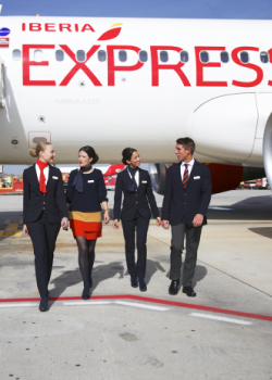 Iberia Express organiza un Open Day en Santiago de Compostela