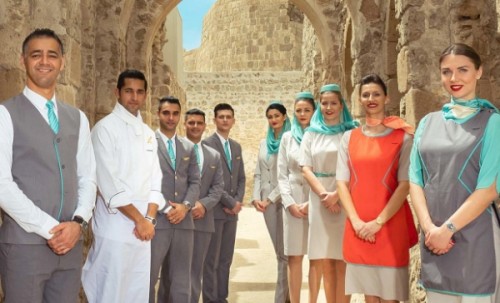 Gulf Air lanza una oferta de empleo para azafatas y auxiliares de vuelo en Bahrein