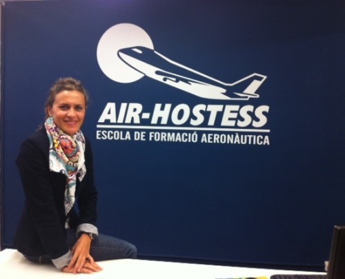 Patricia García Martín pilota la sede de Air Hostess Barcelona