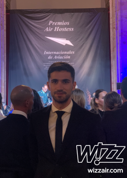 Entrevista al Regional Recruitment Senior Cabin Crew Attendant de Wizz Air, Iulian Baba
